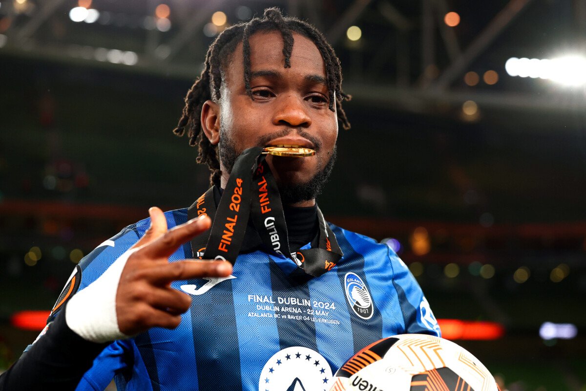Qui est Adémola Lookman : le nouveau Ballon d'Or Africain ?