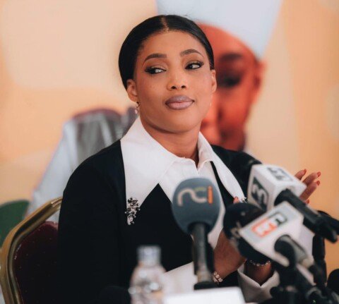 Conférence de presse de Zeinab Bancé : mise au point sur la polémique des "cartes mémoire"