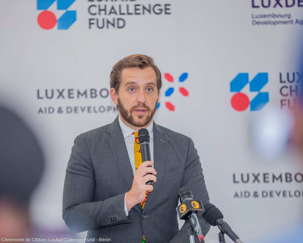 Joseph SENNINGER, Chargé d’affaires, Ambassade du Grand-Duché de Luxembourg à Cotonou pour le lancement officiel des projets et clôture de l’événement.