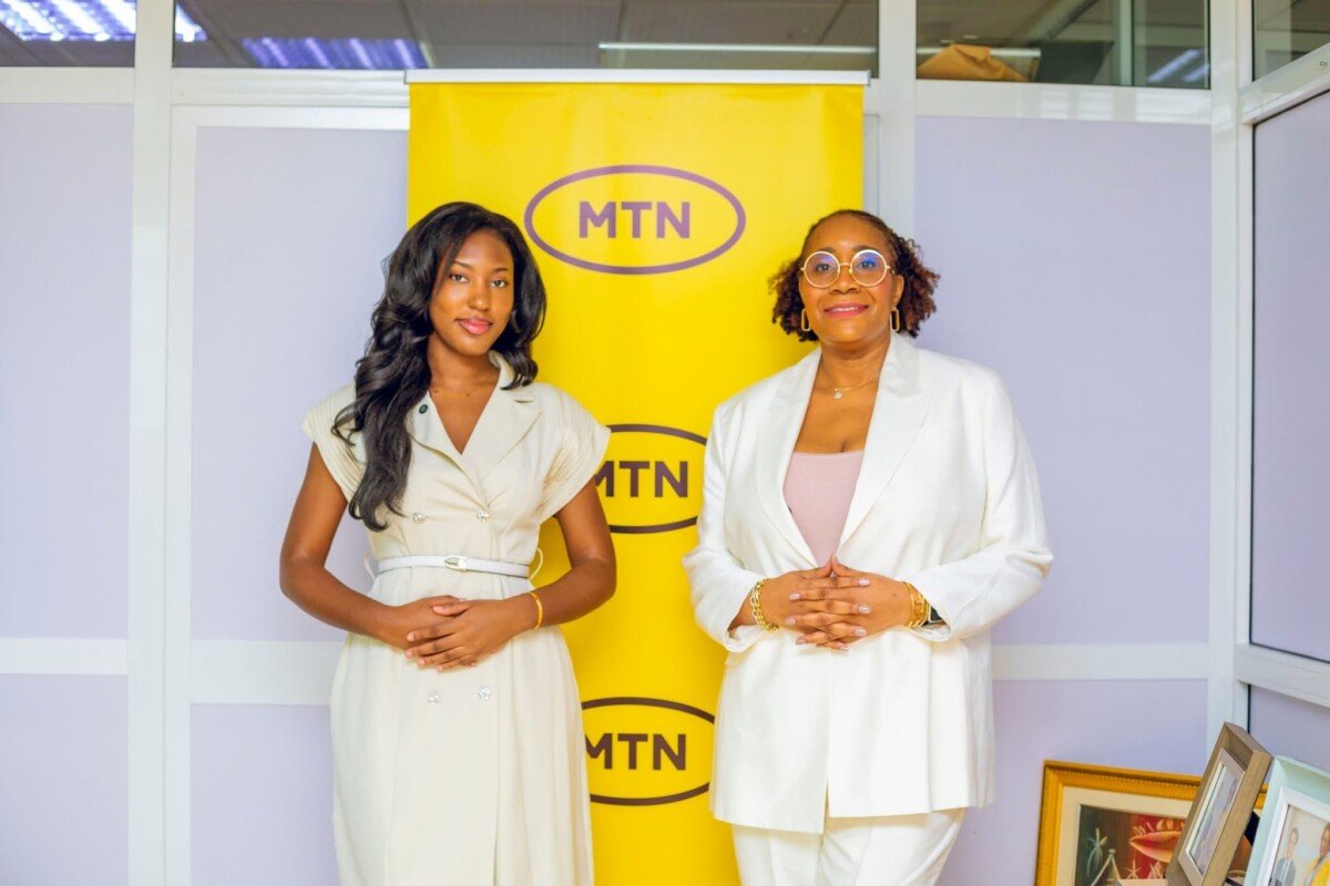 La CEO de MTN Bénin avec Nashata BAKAYOKO la CEO Of The Day de MTN Bénin, le jour de son entrée en fonction pour Mars 2026.